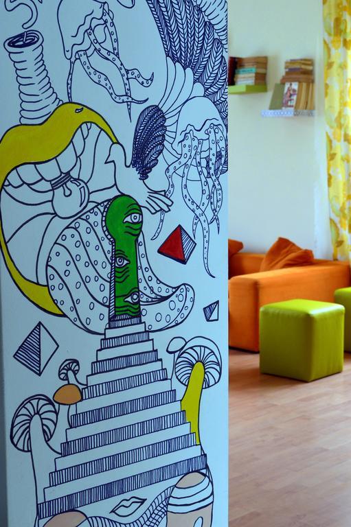 Exit Routine Hostel ทิมิชัวรา ภายนอก รูปภาพ